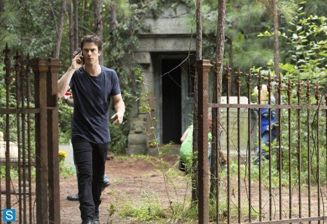 The-Vampire-Diaries-Episode-5.04-For-Whom-the-Bell-Tolls-Promotional-Photos-5-FULL-d9999db20d6668d61c16015674a9238a